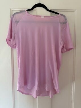 lululemon athletica Light Pink Short Sleeve Mesh-Shoulder Tee